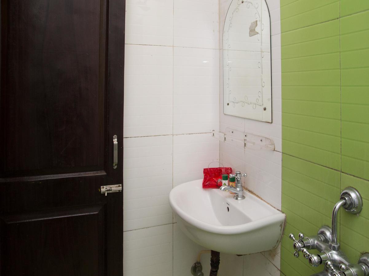 Oyo 3881 Venus Nxt Hotel Bhubaneswar Exterior photo